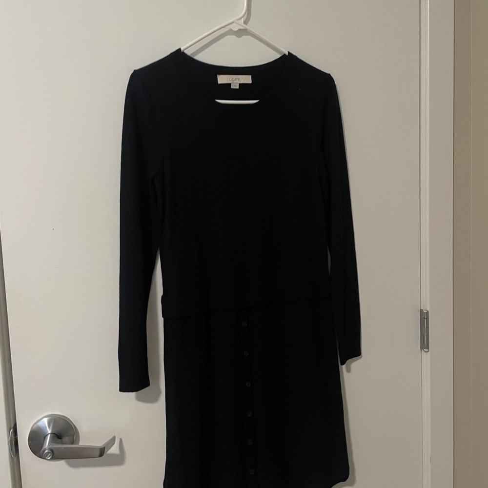 Elegant Black Long-Sleeve Dress